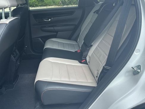 Used 2023 Honda CR-V Sport Touring image 10