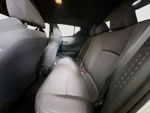 Used 2019 Toyota C-HR LE FWD image 24