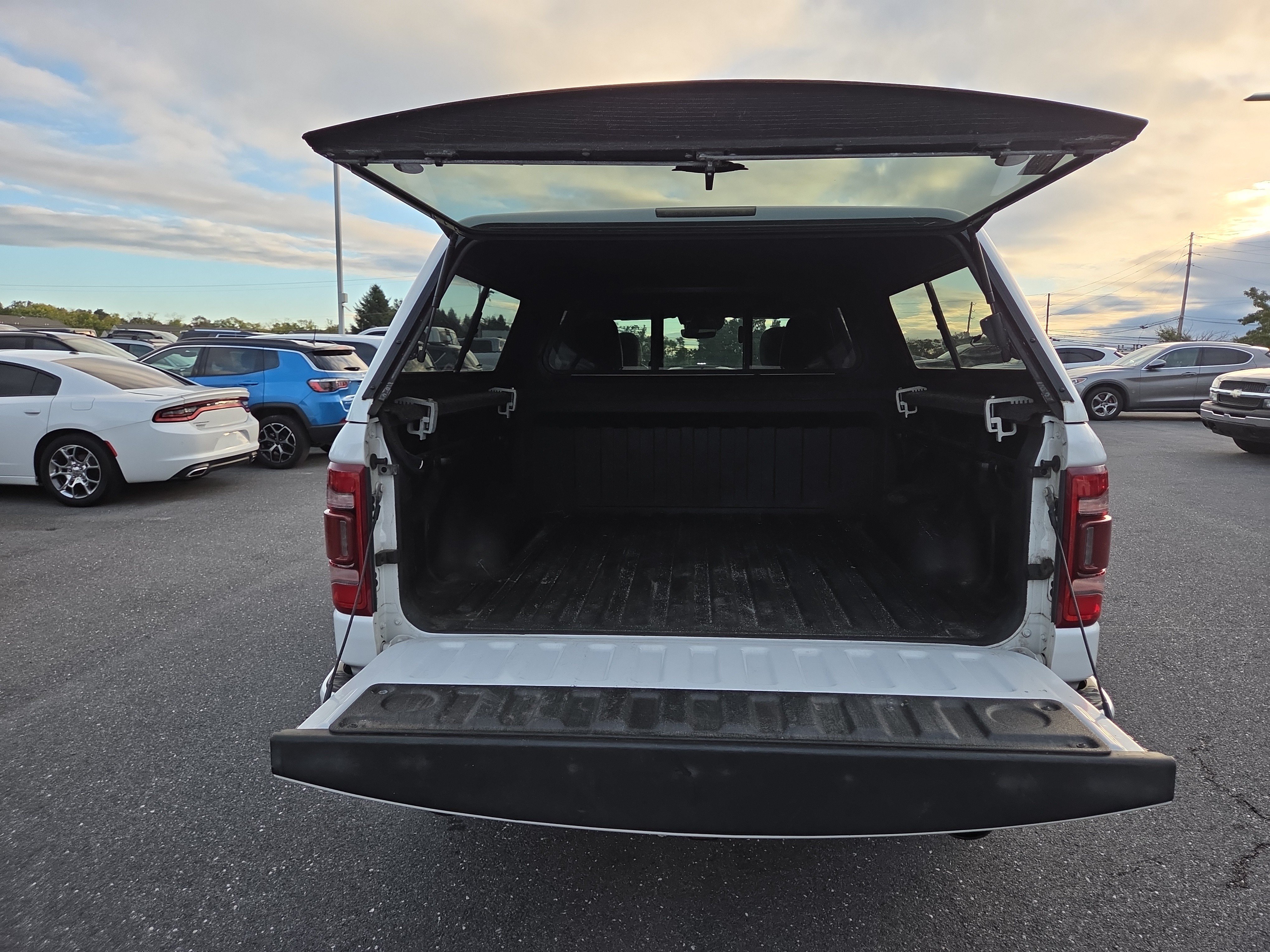 Used 2019 RAM 1500 Limited AWD/4WD image 27