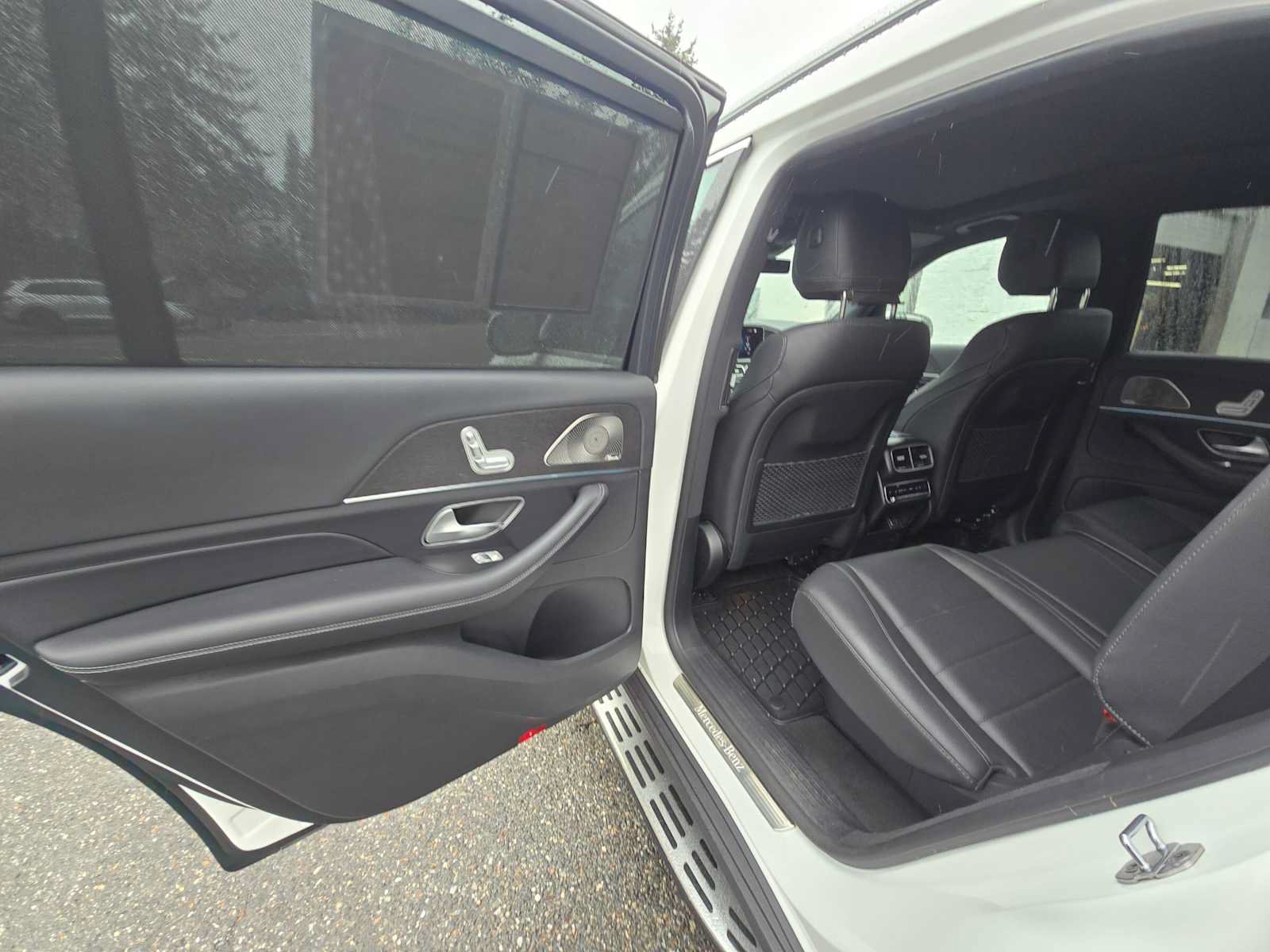 Used 2021 Mercedes-Benz GLS 450 4MATIC image 15