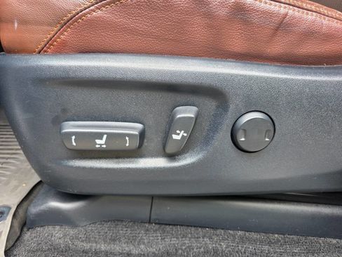 Used 2017 Toyota 4Runner Limited RWD image 14
