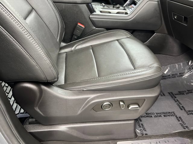 Used 2024 GMC Sierra 2500 Denali w/ Denali Reserve Package AWD/4WD image 29
