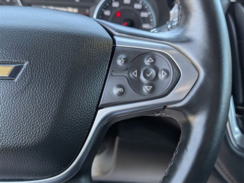 Used 2023 Chevrolet Traverse LT image 12