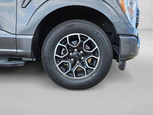 Used 2021 Ford F150 XLT w/ Equipment Group 301A Mid RWD image 22
