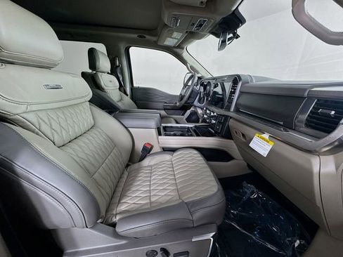 New 2026 Ford F350 Platinum image 30