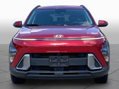 Used 2025 Hyundai Kona SEL AWD/4WD image 4
