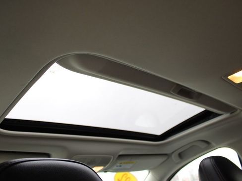 Used 2022 MAZDA CX-5 AWD 2.5 S w/ Premium Package image 28