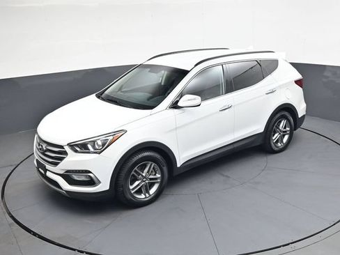 Used 2017 Hyundai Santa Fe Sport FWD image 29