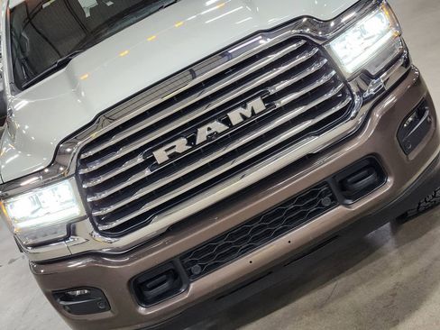 Used 2024 RAM 2500 Limited w/ Safety Group image 19