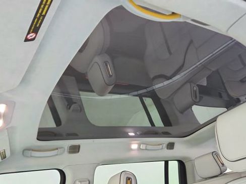 Used 2024 Rivian R1S Adventure image 58