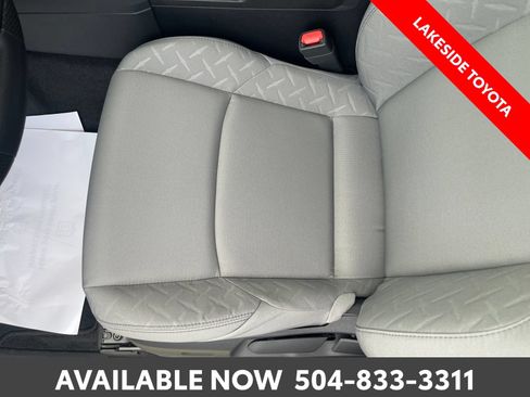 Certified 2026 Toyota Tacoma SR5 AWD/4WD image 29