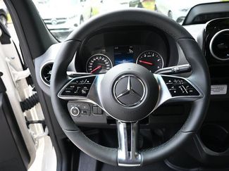 Used 2025 Mercedes-Benz Sprinter 2500 video 2