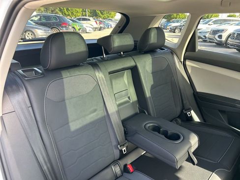 New 2026 Volkswagen Taos SE image 49