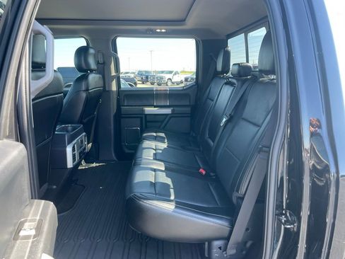 Used 2017 Ford F150 Lariat w/ Equipment Group 502A Luxury AWD/4WD image 8