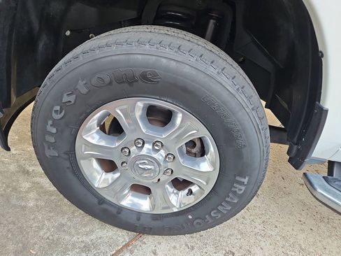 Used 2024 RAM 2500 Big Horn image 31