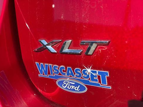 Used 2023 Ford Explorer XLT w/ Equipment Group 202A AWD/4WD image 15