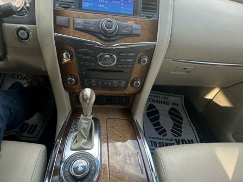 Used 2012 INFINITI QX56 4WD w/ Theater Pkg image 11