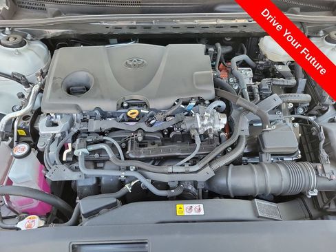 Used 2025 Toyota Camry SE FWD image 28