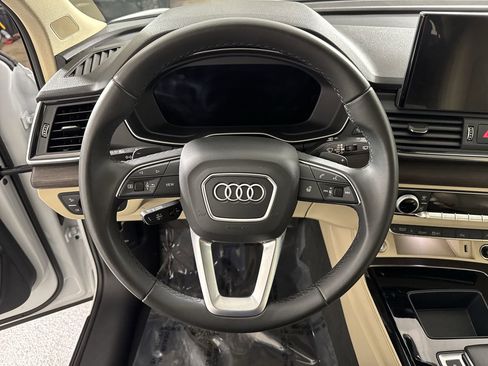 Used 2023 Audi Q5 2.0T Premium Plus w/ Premium Plus Package image 13