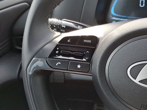 Certified 2025 Hyundai Elantra Sport FWD image 19