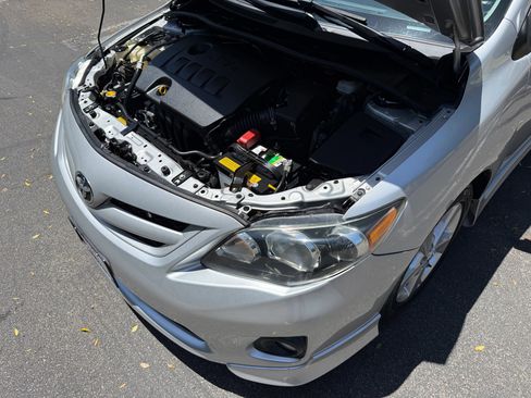 Used 2013 Toyota Corolla S FWD image 29