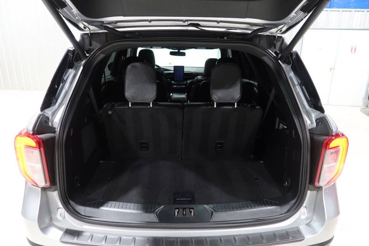 Used 2020 Ford Explorer ST w/ ST Street Pack AWD/4WD image 28