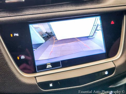 Certified 2024 Cadillac XT5 Premium Luxury w/ LPO, Floor Liner Package AWD/4WD image 18