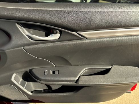 Used 2020 Honda Civic LX image 17