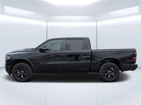 Used 2022 RAM 1500 Limited w/ Night Edition image 5