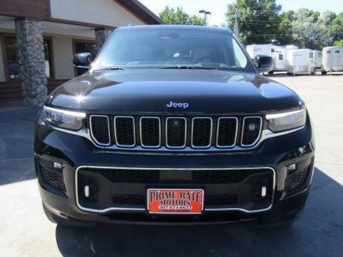 Used 2021 Jeep Grand Cherokee L Overland w/ Advanced Protech Group III image 3