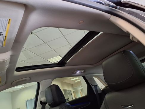 Used 2017 Cadillac XT5 Premium Luxury FWD image 22