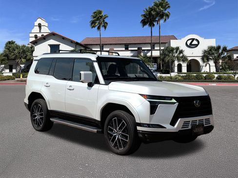 Used 2025 Lexus GX 550 w/ Accessory Package (2T) AWD/4WD image 1