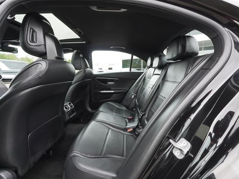 Used 2025 Mercedes-Benz C 300 4MATIC Sedan image 32