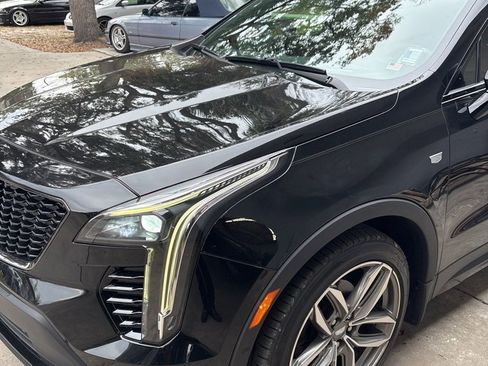 Used 2019 Cadillac XT4 Sport image 3