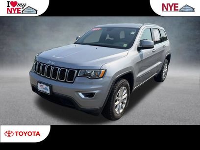 Used 2021 Jeep Grand Cherokee Laredo