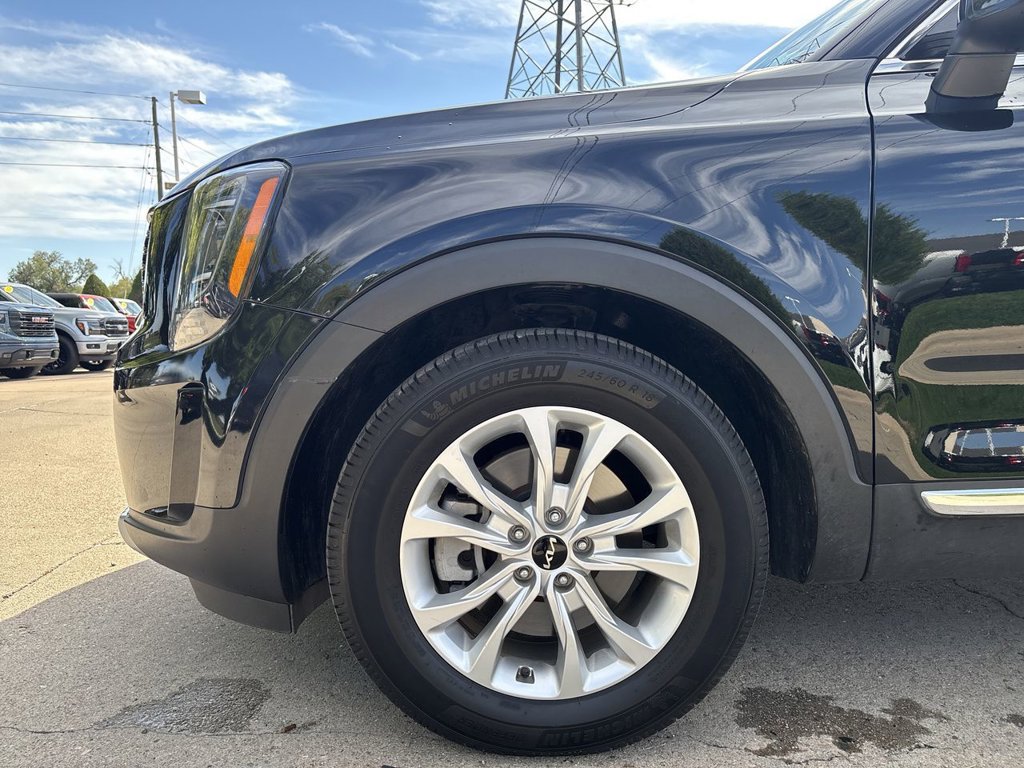 Used 2022 Kia Telluride LX AWD/4WD image 38