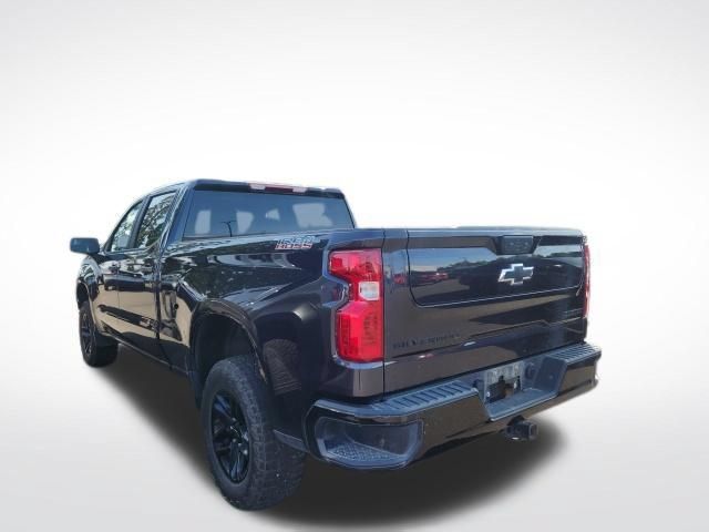 Used 2024 Chevrolet Silverado 1500 Custom Trail Boss w/ LPO, Dark Essentials Package AWD/4WD image 3