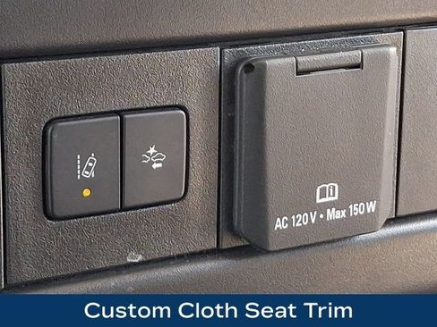Used 2025 Chevrolet Express 3500 LT w/ LT Preferred Equipment Group RWD image 25