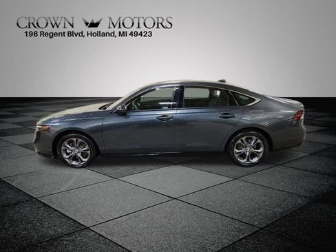 Used 2023 Honda Accord EX-L image 6