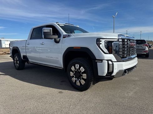 New 2026 GMC Sierra 2500 Denali w/ Denali Reserve Package image 8