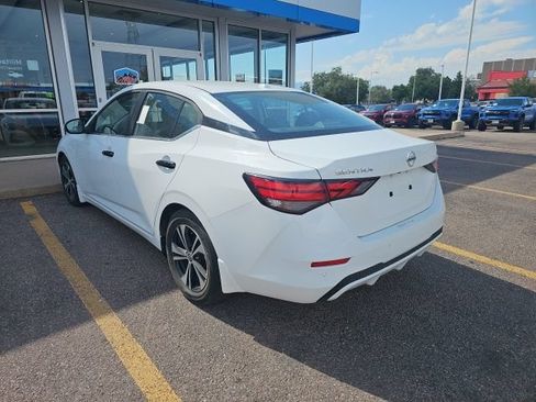 Used 2020 Nissan Sentra SV FWD image 6