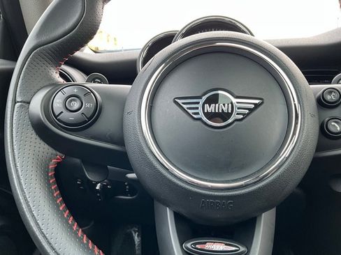 Used 2020 MINI Cooper S w/ Premium Package image 21