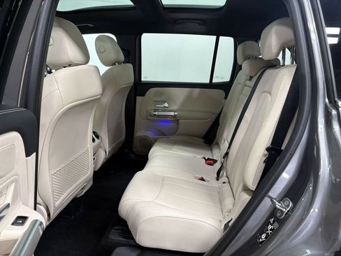 Certified 2026 Mercedes-Benz GLB 250 4MATIC image 24