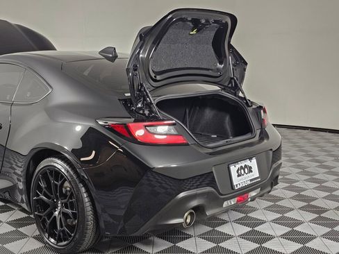 Used 2025 Toyota GR86 Premium w/ ALL Weather Mat Package (TMS) image 14