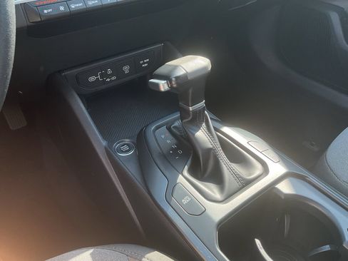 Used 2025 Kia K4 FWD image 17