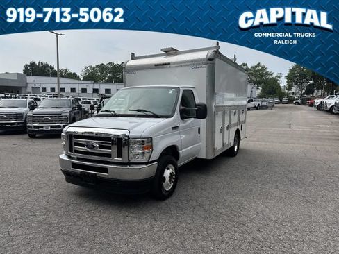 Used 2023 Ford E-350 and Econoline 350 Super Duty w/ Power Windows & Locks Group RWD image 1