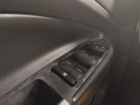 Used 2017 Ford Escape SE FWD image 27