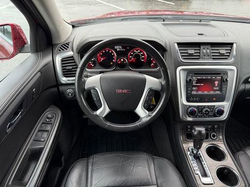 Used 2014 GMC Acadia SLT image 19