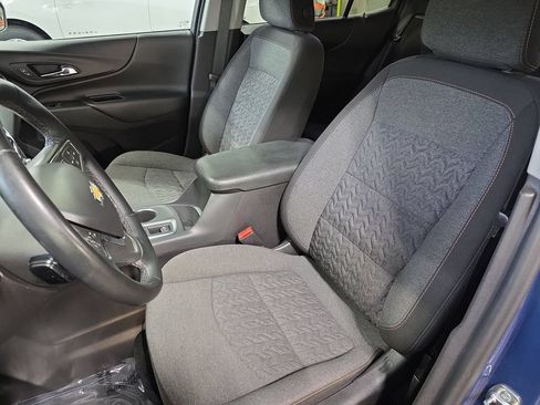 Used 2024 Chevrolet Equinox LT AWD/4WD image 15