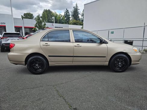 Used 2004 Toyota Corolla CE w/ Preferred Accessory Pkg FWD image 8